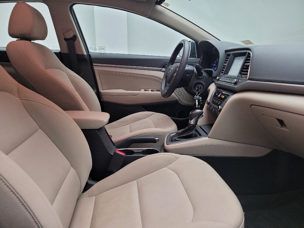 2018 Hyundai Elantra in Eastpointe, MI 48021 - 18090217 21