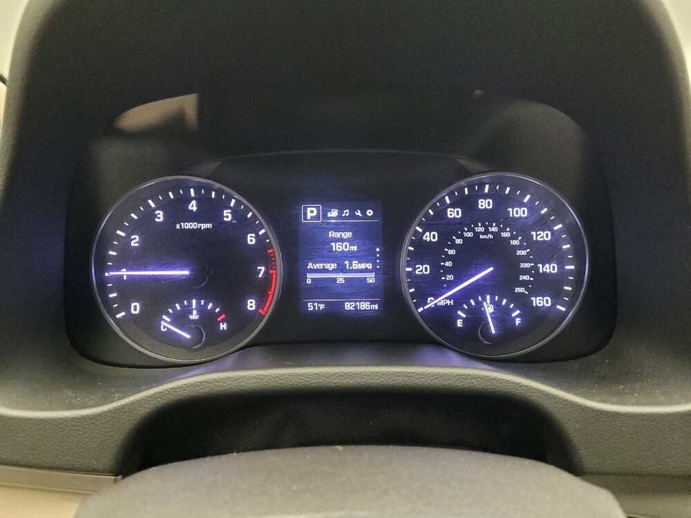 2018 Hyundai Elantra in Eastpointe, MI 48021 - 18090217 23