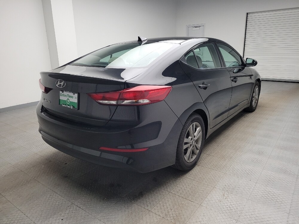 2018 Hyundai Elantra in Eastpointe, MI 48021 - 18090217 9