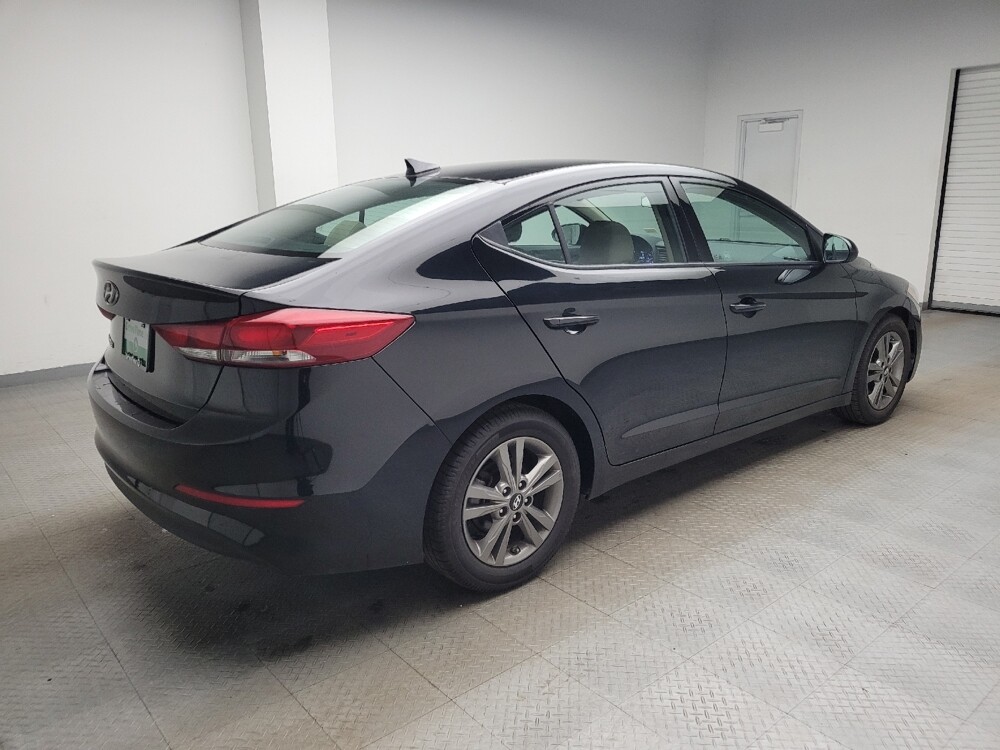 2018 Hyundai Elantra in Eastpointe, MI 48021 - 18090217 10