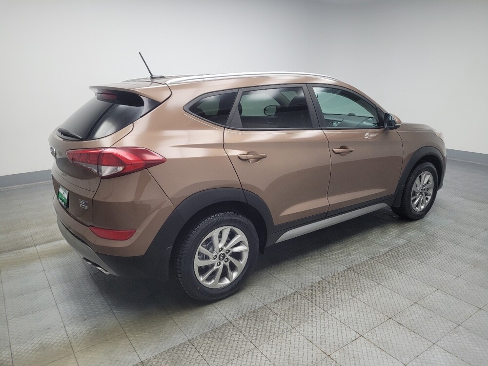 2017 Hyundai Tucson in Indianapolis, IN 46219 - 18090219 9