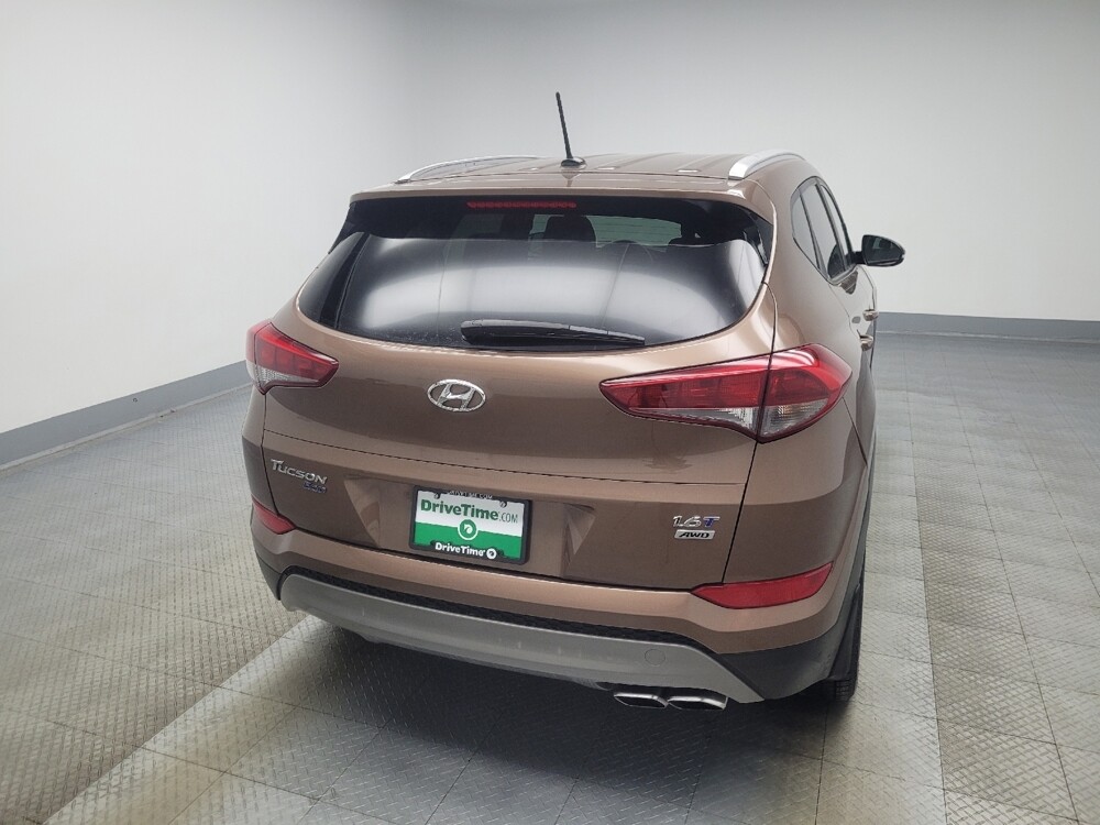 2017 Hyundai Tucson in Indianapolis, IN 46219 - 18090219 11
