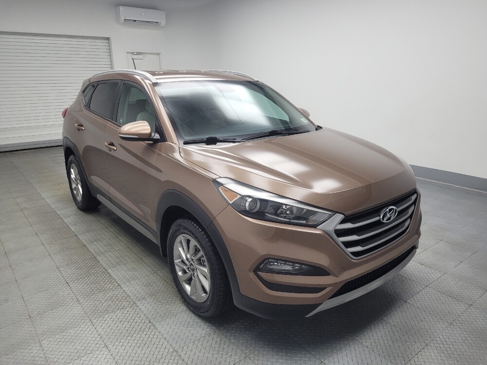 2017 Hyundai Tucson in Indianapolis, IN 46219 - 18090219 6