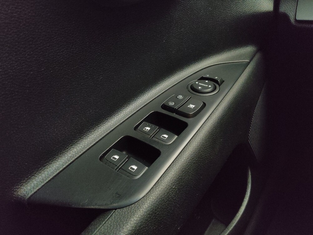 2018 Kia Rio in Des Moines, IA 50310 - 18090222 27