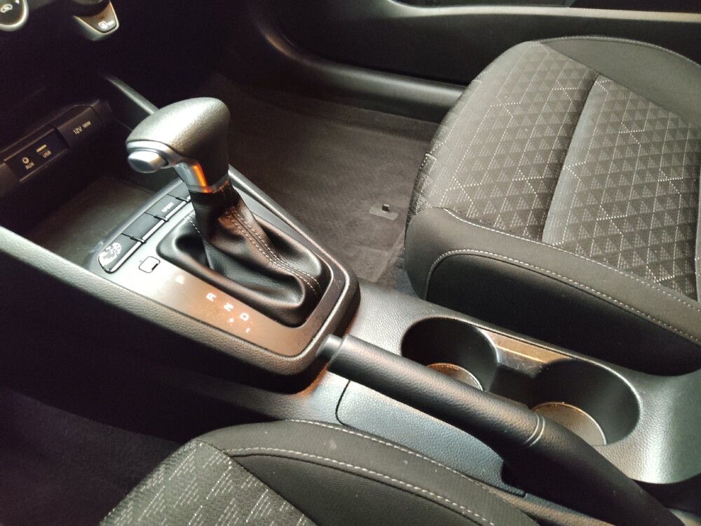 2018 Kia Rio in Des Moines, IA 50310 - 18090222 26