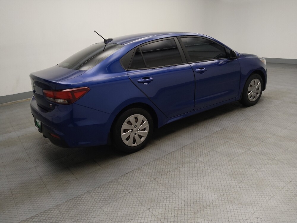 2018 Kia Rio in Des Moines, IA 50310 - 18090222 10