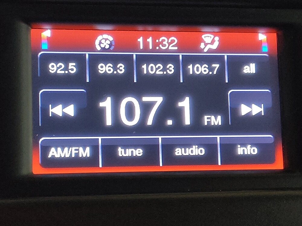 2020 Dodge Journey in Charleston, SC 29414 - 18090229 25