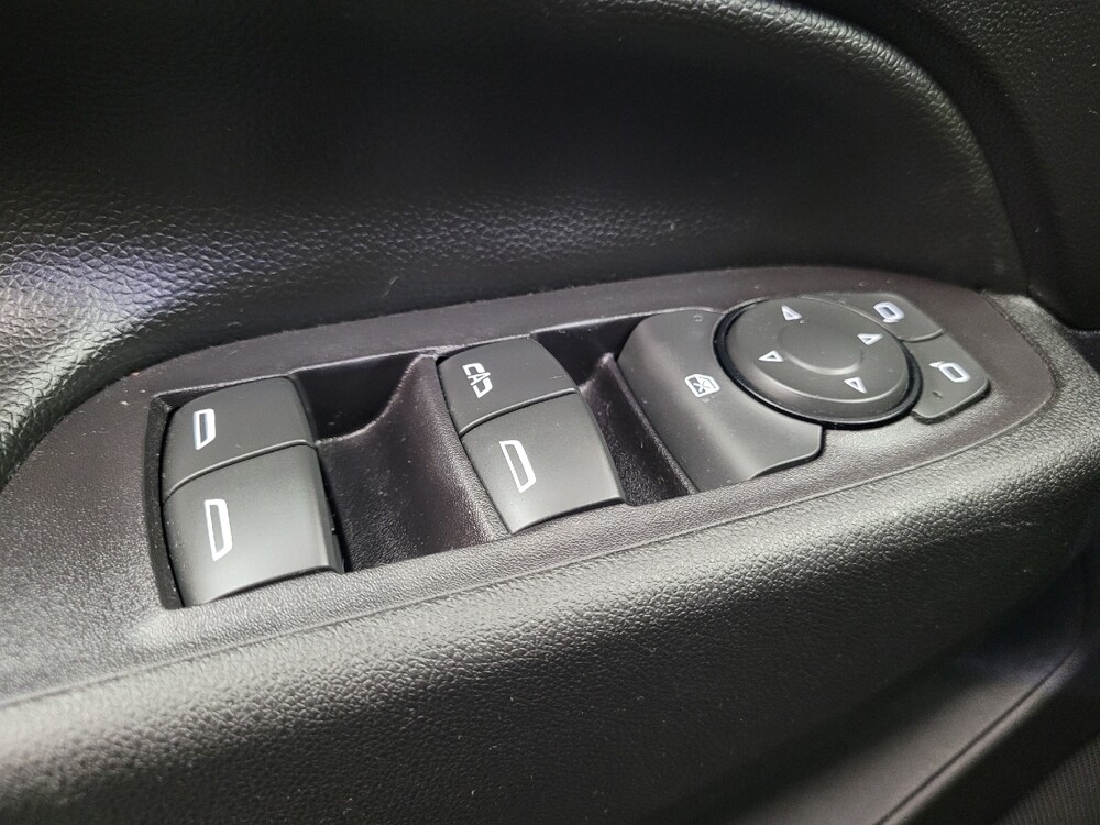 2020 Chevrolet Equinox in Madison, TN 37115 - 18090230 27