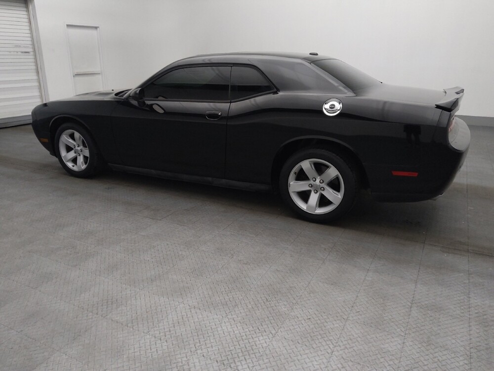 2013 Dodge Challenger in Gainesville, FL 32609 - 18090232 3