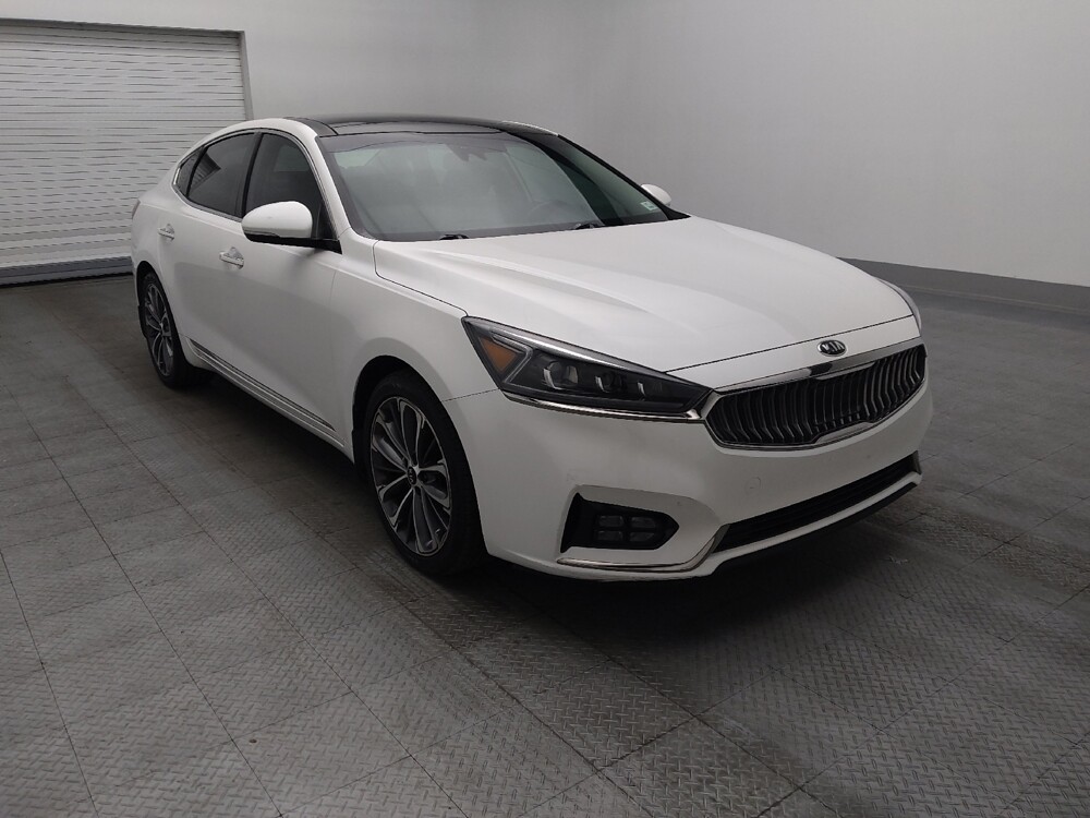2019 Kia Cadenza in Gainesville, FL 32609 - 18090233 13
