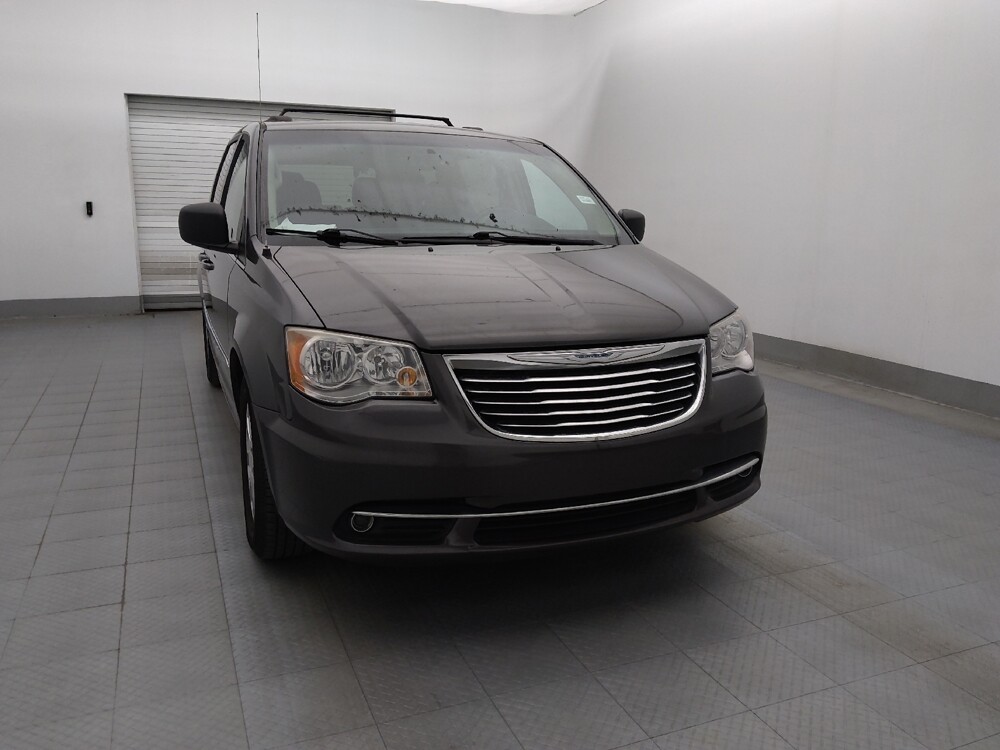 2015 Chrysler Town & Country in Lakeland, FL 33815 - 18090235 14