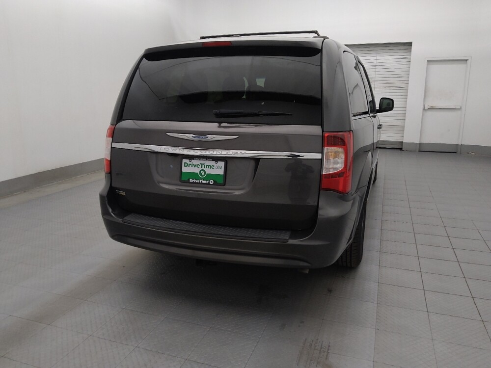 2015 Chrysler Town & Country in Lakeland, FL 33815 - 18090235 7