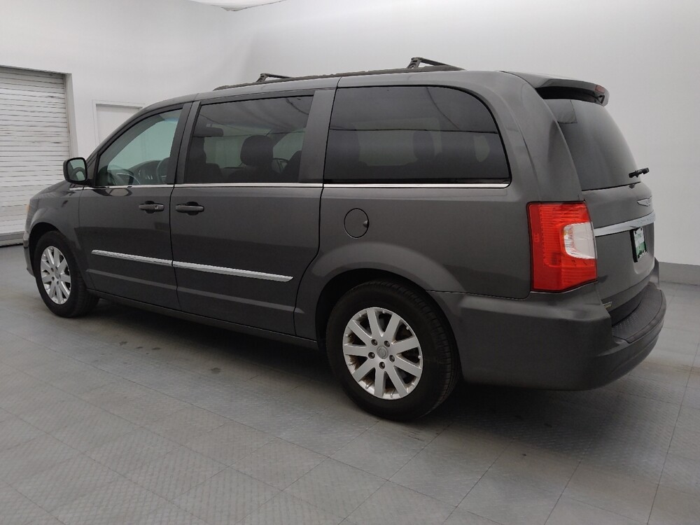 2015 Chrysler Town & Country in Lakeland, FL 33815 - 18090235 3