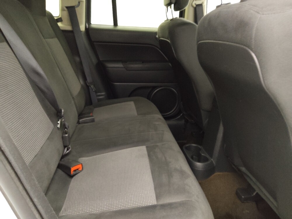 2015 Jeep Compass in Lakeland, FL 33815 - 18090236 19