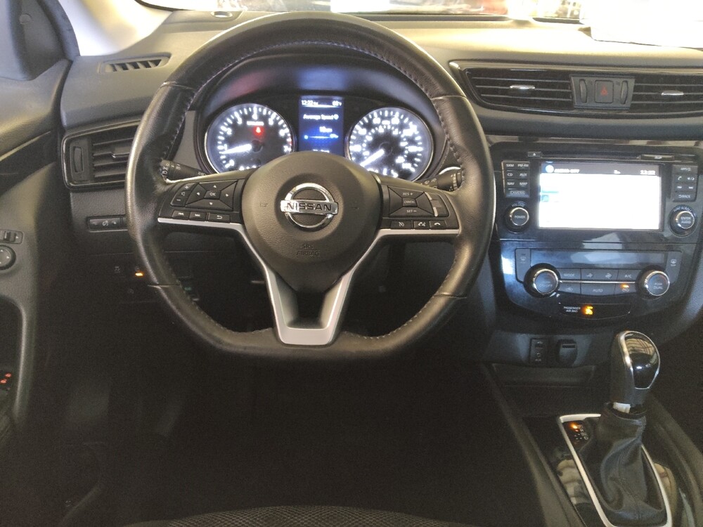 2017 Nissan Rogue Sport in Tampa, FL 33612 - 18090238 22