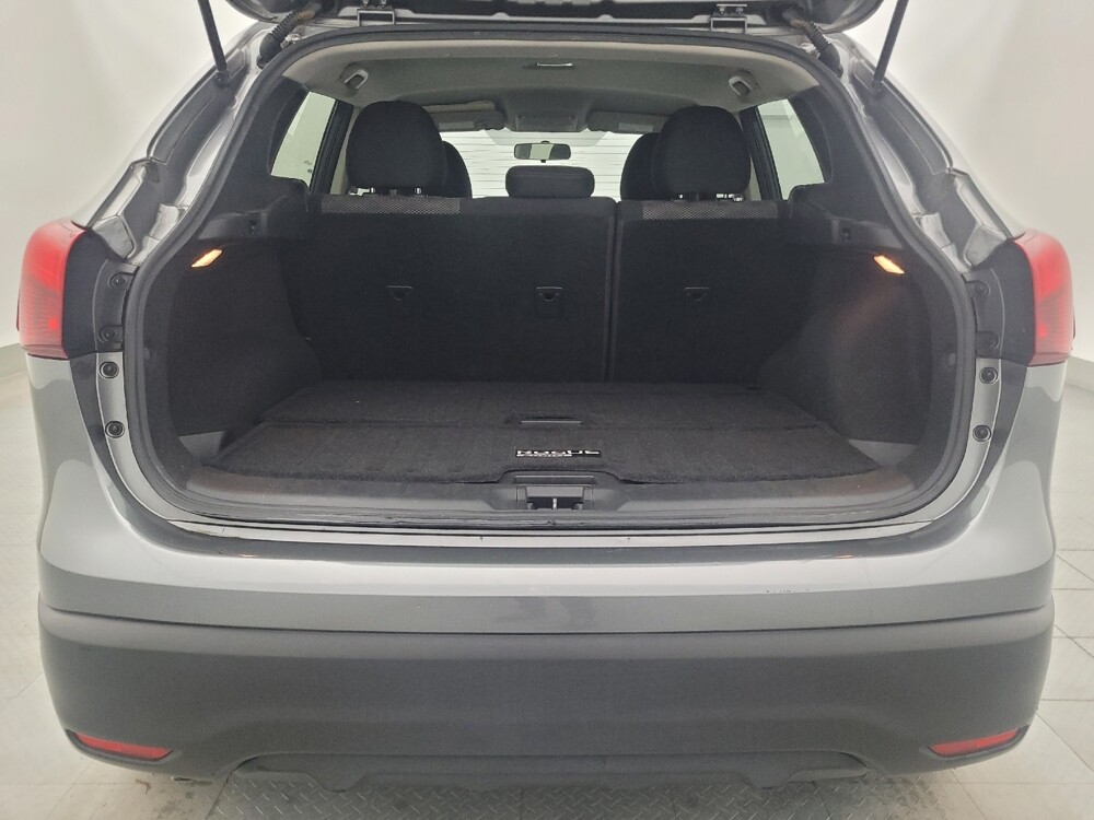 2017 Nissan Rogue Sport in Tampa, FL 33612 - 18090238 29