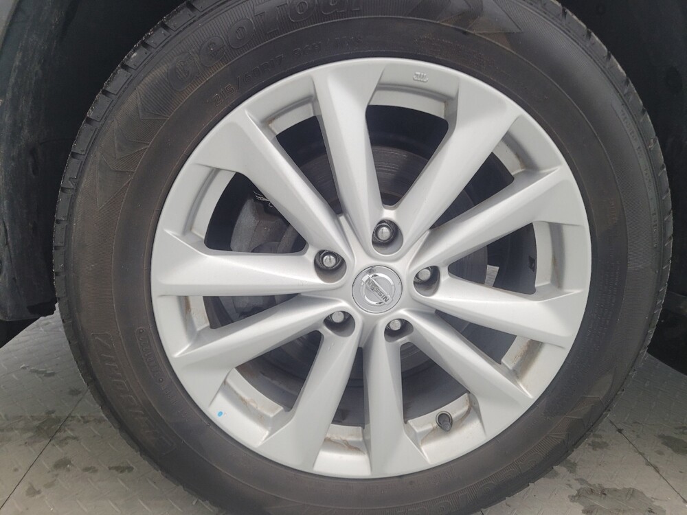 2017 Nissan Rogue Sport in Tampa, FL 33612 - 18090238 31