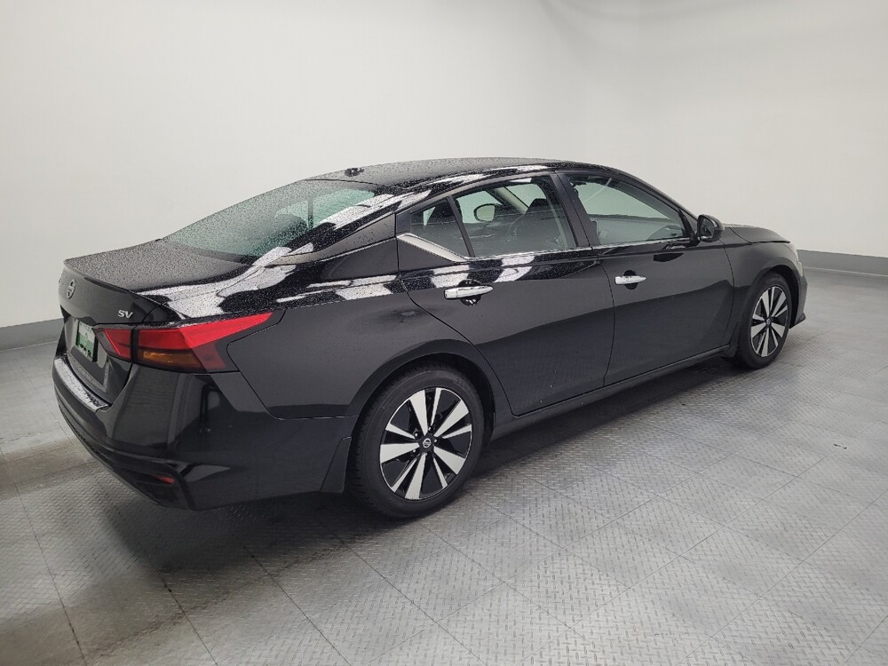 2022 Nissan Altima in Reno, NV 89502 - 18090242 10