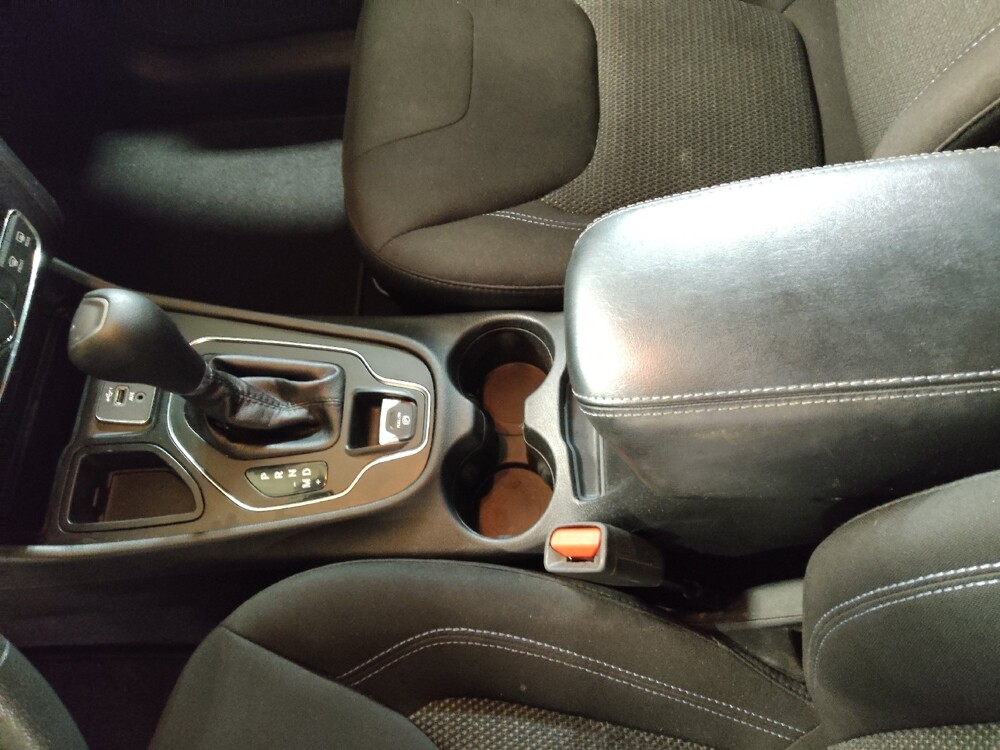 2019 Jeep Cherokee in Plano, TX 75074 - 18090246 26