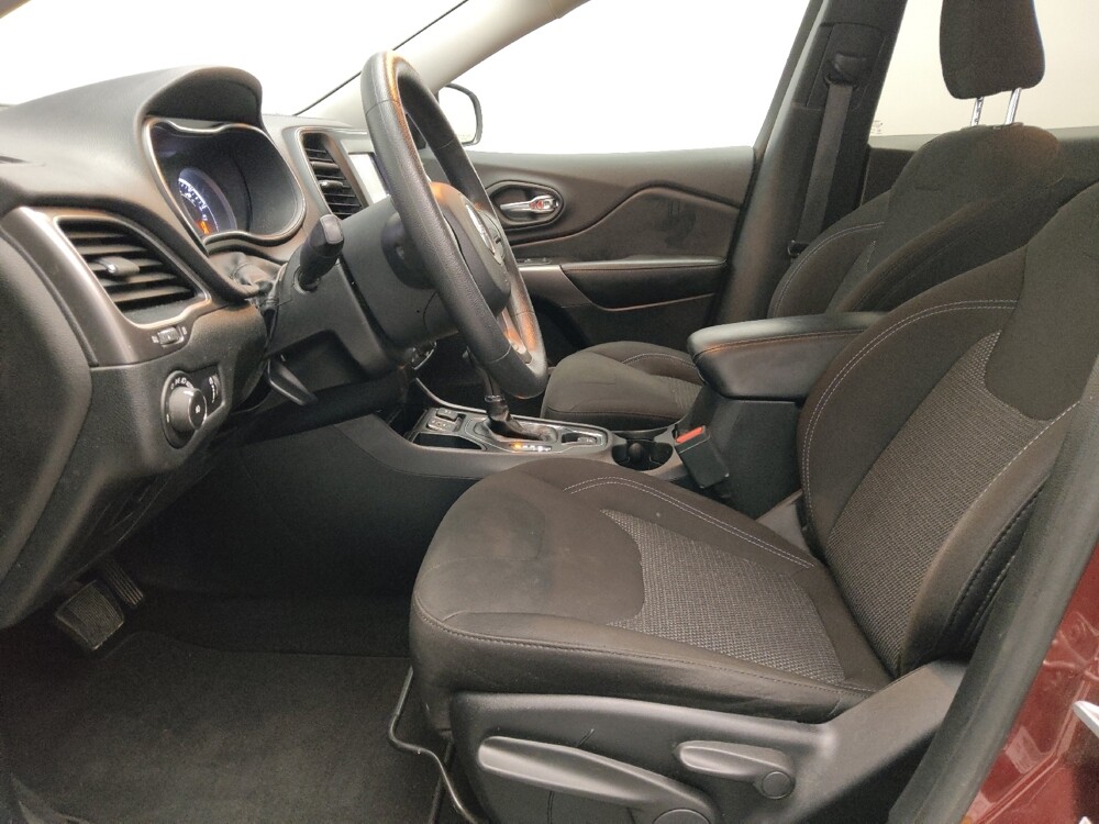 2019 Jeep Cherokee in Plano, TX 75074 - 18090246 17