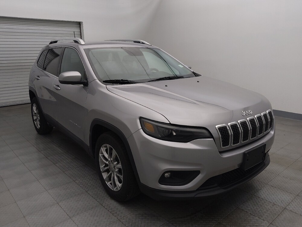 2019 Jeep Cherokee in Live Oak, TX 78233 - 18090249 13