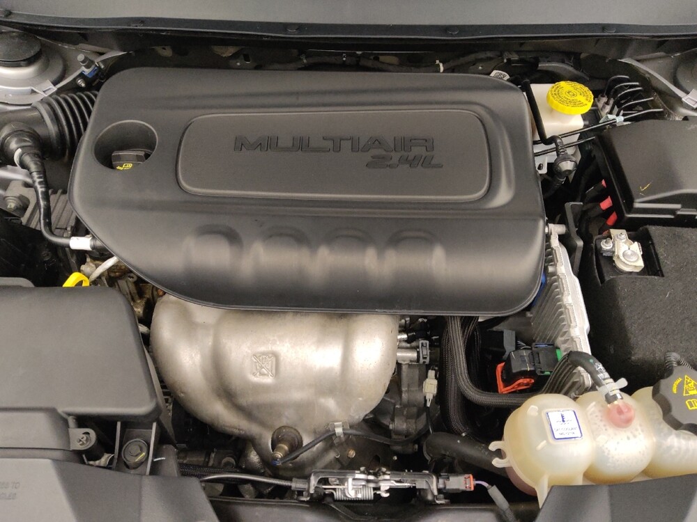 2019 Jeep Cherokee in Live Oak, TX 78233 - 18090249 30