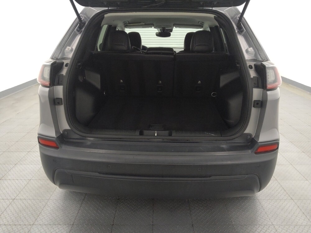 2019 Jeep Cherokee in Live Oak, TX 78233 - 18090249 29