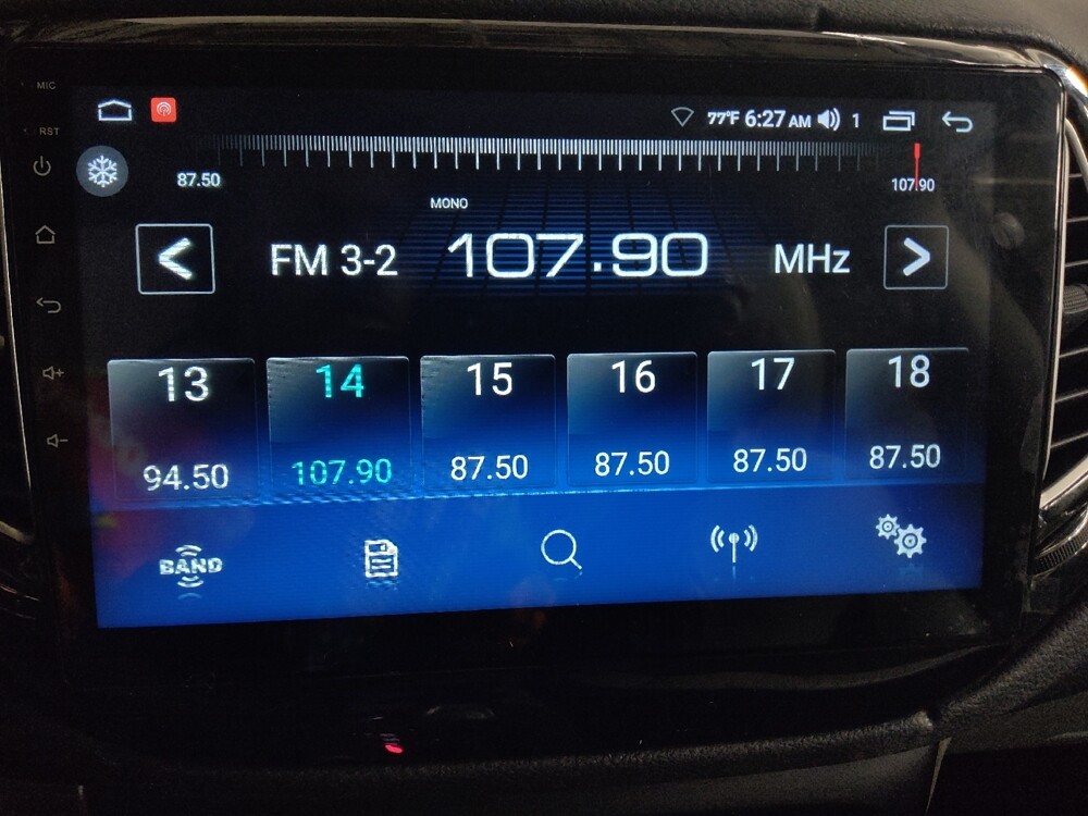 2018 Jeep Compass in Albany, GA 31705 - 18090253 25