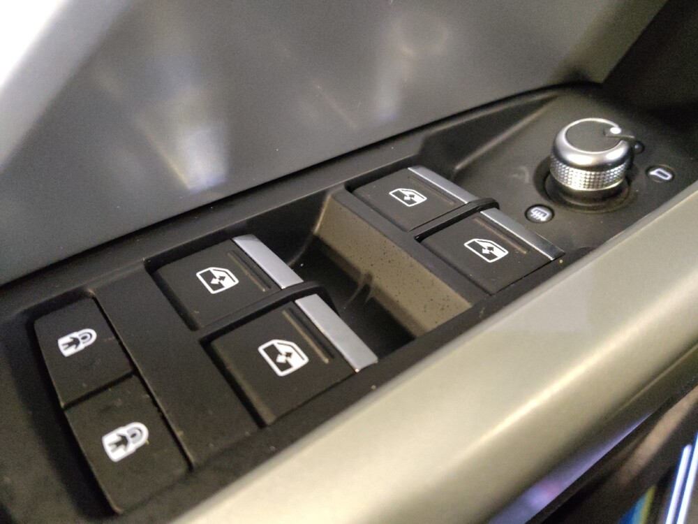 2020 Audi Q3 in Mesa, AZ 85210 - 18090254 27