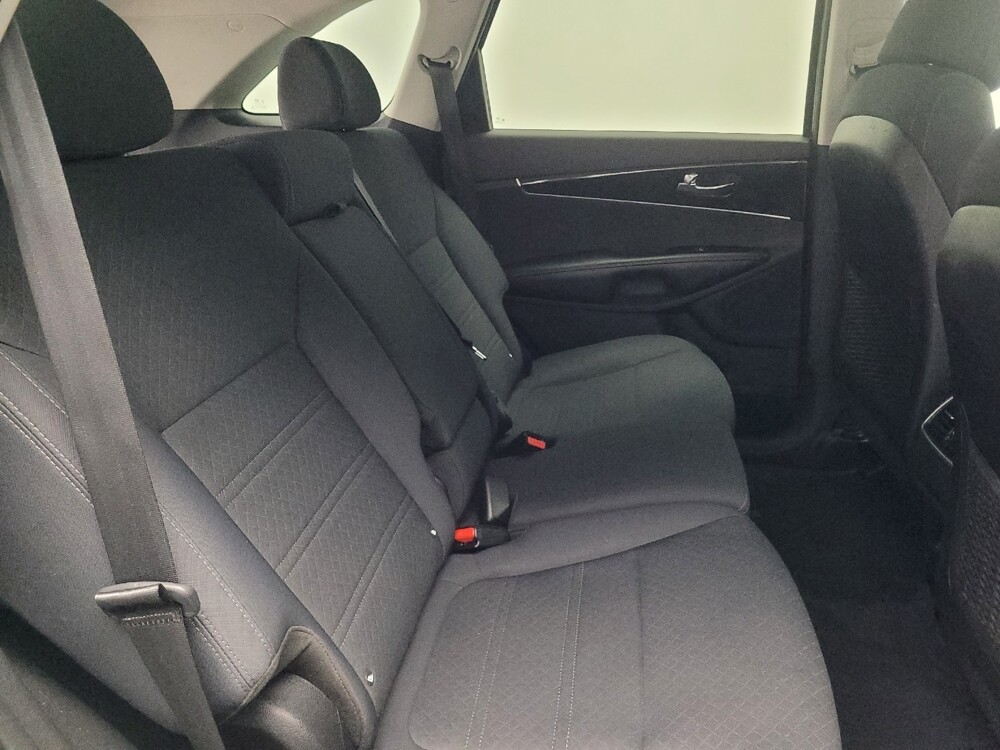 2017 Kia Sorento in Columbus, GA 31909 - 18090255 19