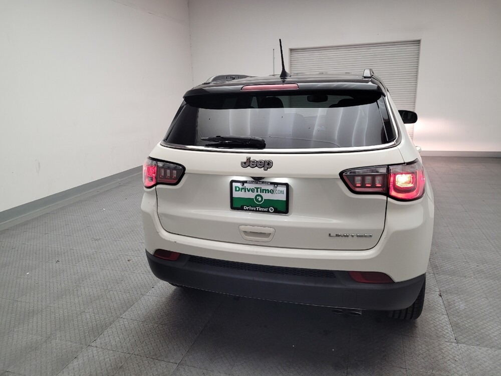 2019 Jeep Compass in Riverside, CA 92504 - 18090257 7