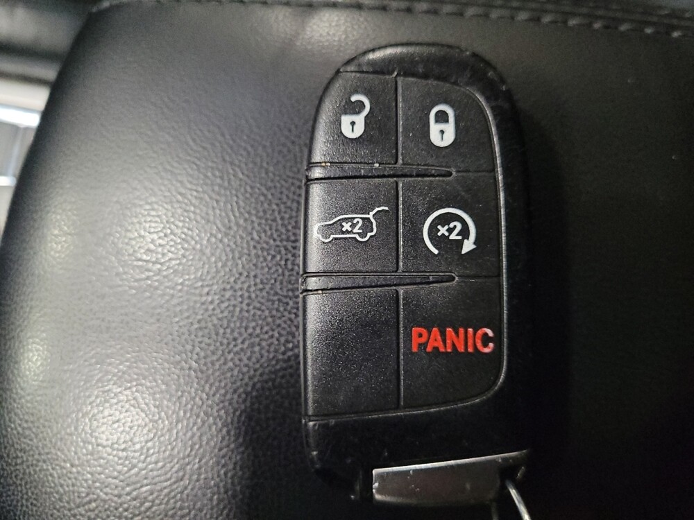 2018 Jeep Grand Cherokee in Newport News, VA 23601 - 18090261 32