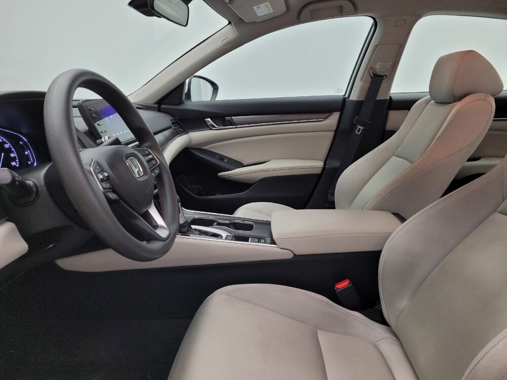 2020 Honda Accord in Louisville, KY 40258 - 18090263 17