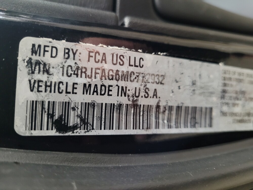 2021 Jeep Grand Cherokee in Plymouth Meeting, PA 19462 - 18090270 33