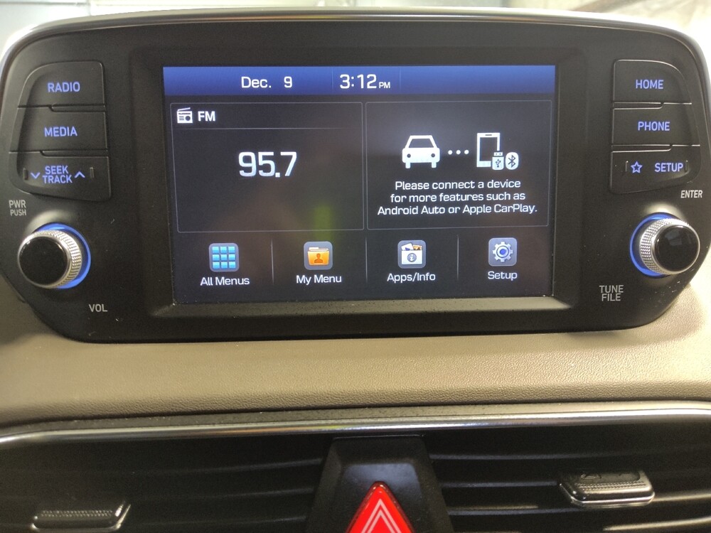 2019 Hyundai Santa Fe in Tampa, FL 33619 - 18090272 25