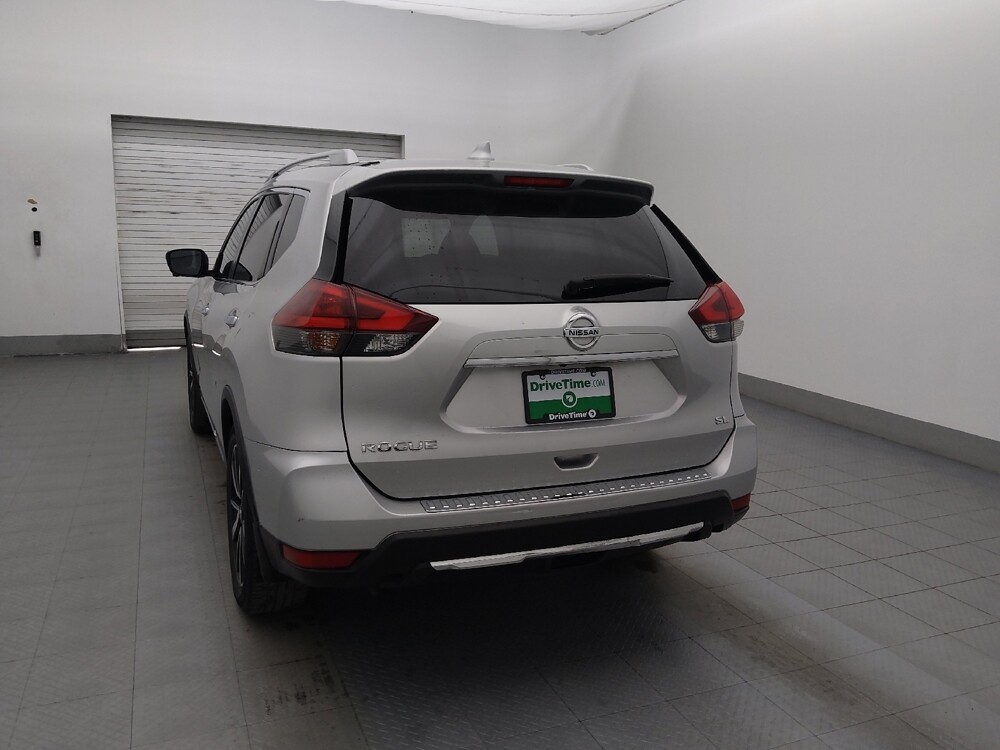 2018 Nissan Rogue in Tampa, FL 33619 - 18090275 6