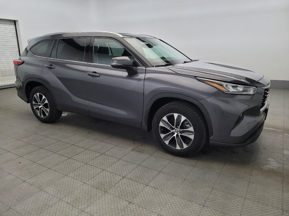 2020 Toyota Highlander in New Castle, DE 19720 - 18090276 11