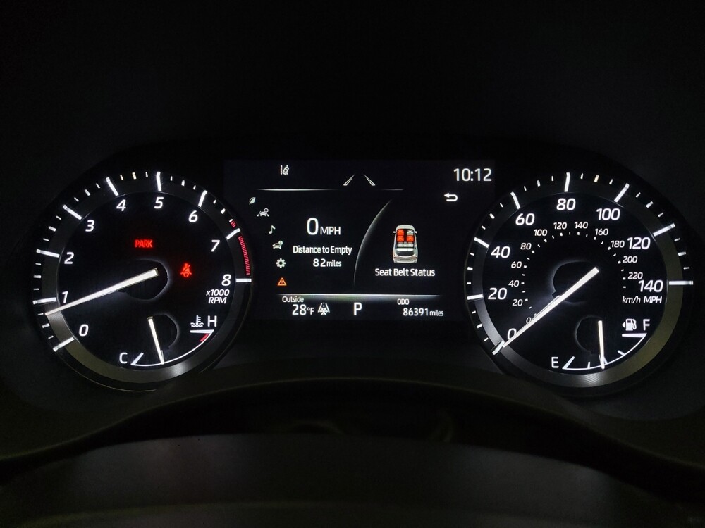 2020 Toyota Highlander in New Castle, DE 19720 - 18090276 23