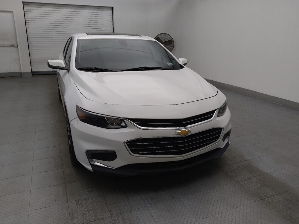 2018 Chevrolet Malibu in Greensboro, NC 27407 - 18090280 14