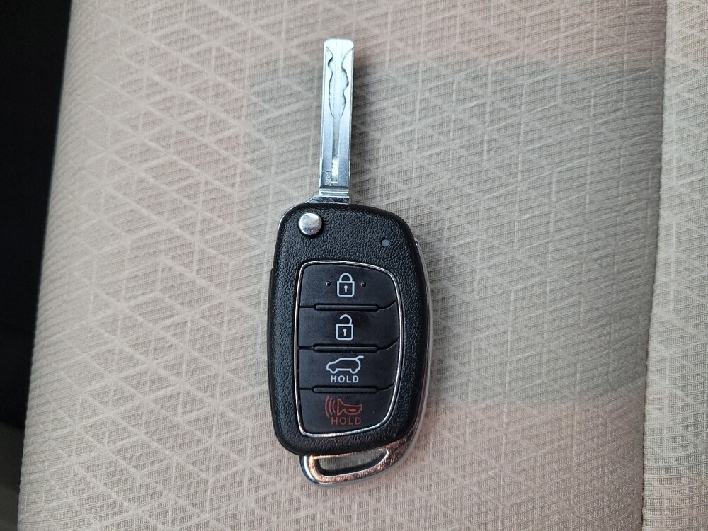 2016 Hyundai Tucson in Greenville, SC 29607 - 18090282 32