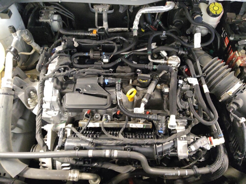 2021 Ford Escape in Corpus Christi, TX 78412 - 18090288 30