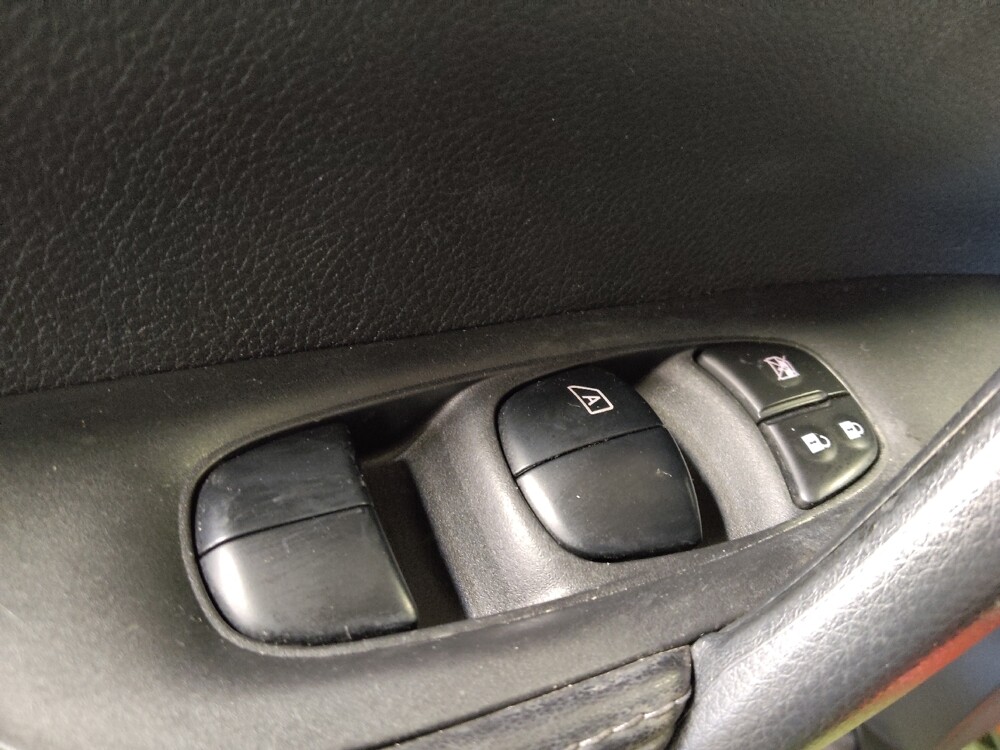 2020 Nissan Rogue Sport in Tampa, FL 33612 - 18090290 27