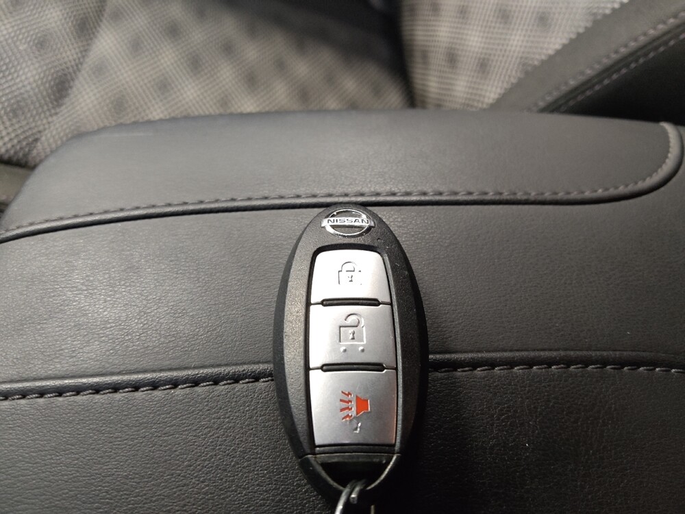 2020 Nissan Rogue Sport in Tampa, FL 33612 - 18090290 32