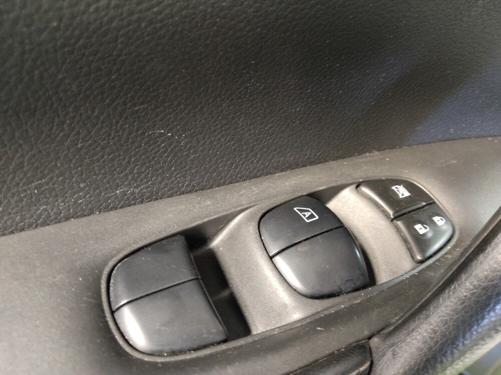 2020 Nissan Rogue Sport in Tampa, FL 33612 - 18090291 27