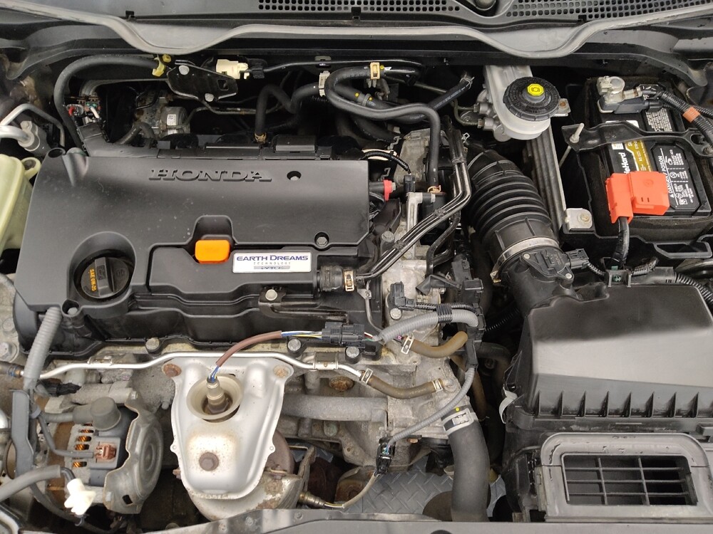 2016 Honda Civic in Topeka, KS 66611 - 18090297 30