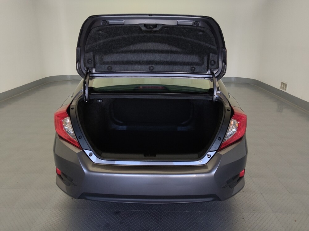 2016 Honda Civic in Topeka, KS 66611 - 18090297 29