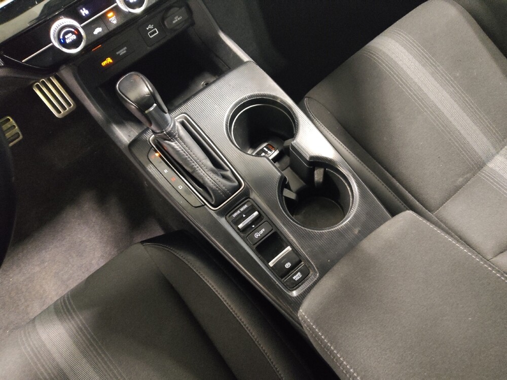 2022 Honda Civic in Columbus, OH 43228 - 18090299 26
