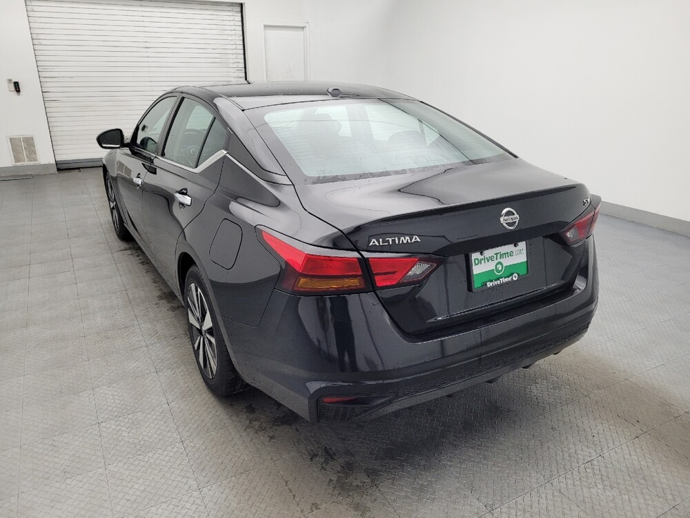 2022 Nissan Altima in Greensboro, NC 27407 - 18090300 5