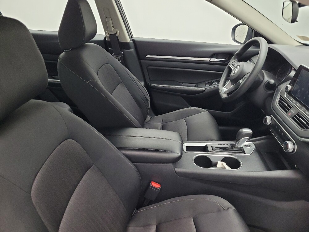 2022 Nissan Altima in Greensboro, NC 27407 - 18090300 21