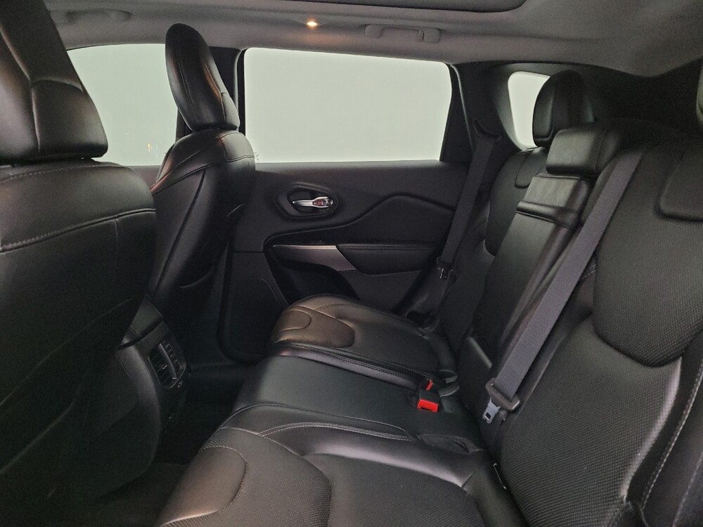 2019 Jeep Cherokee in Toledo, OH 43617 - 18090304 18